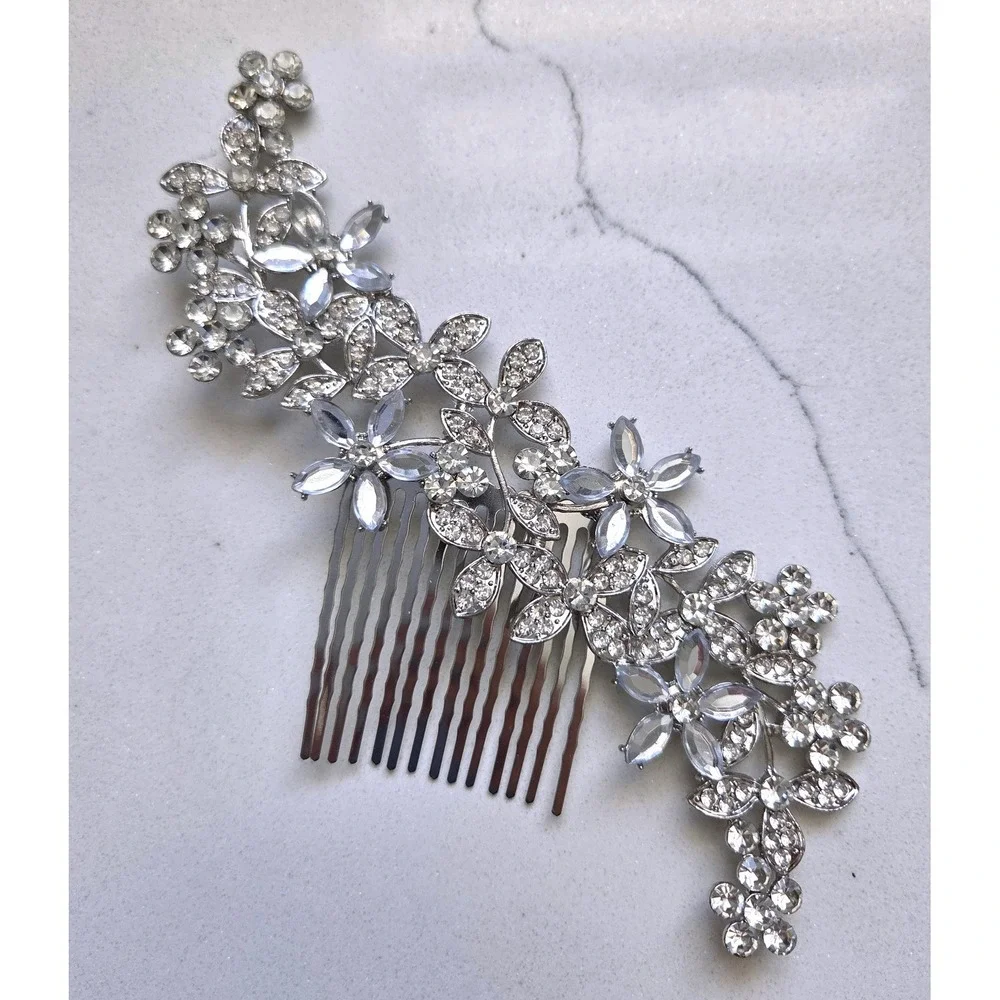 Silver Tone Floral Rhinestone Hair Comb Crystal Bridal Wedding Headpiece